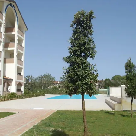 Cleo Trilo 6 Disabled Friendly